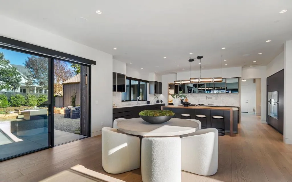 1590 McKinley Road Breathtaking Contemporary Napa Valley Compound Transforming Modern Wine Country Living 12