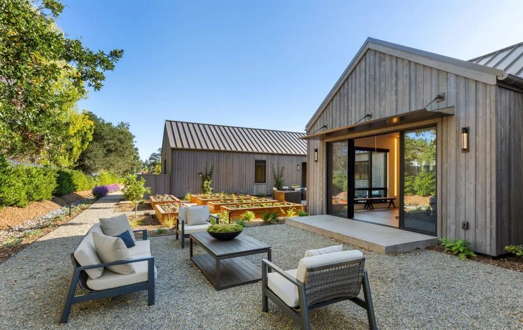 1590 McKinley Road Breathtaking Contemporary Napa Valley Compound Transforming Modern Wine Country Living 16