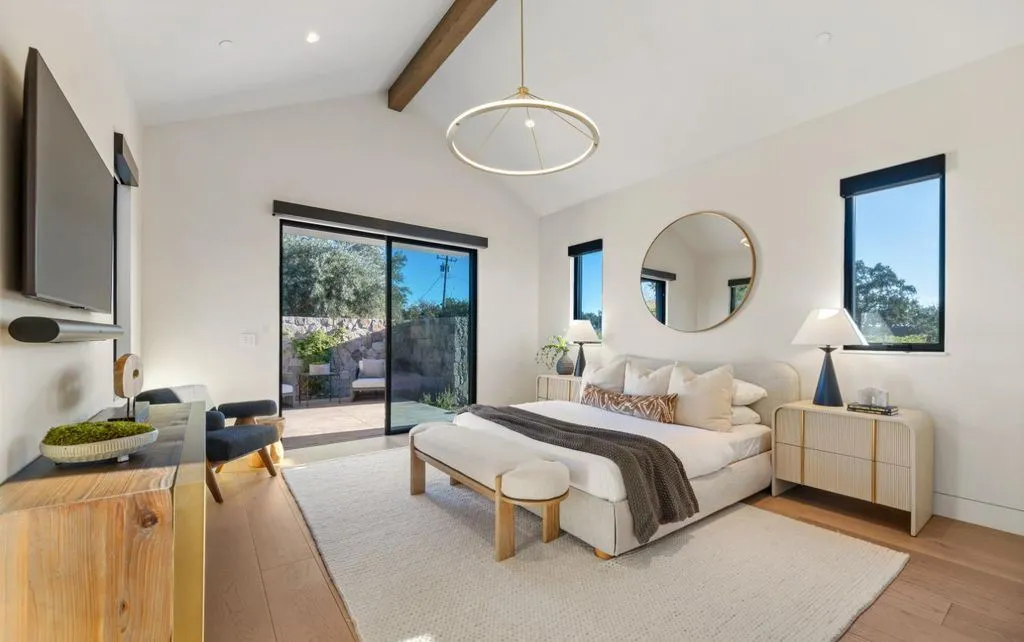 1590 McKinley Road Breathtaking Contemporary Napa Valley Compound Transforming Modern Wine Country Living 19