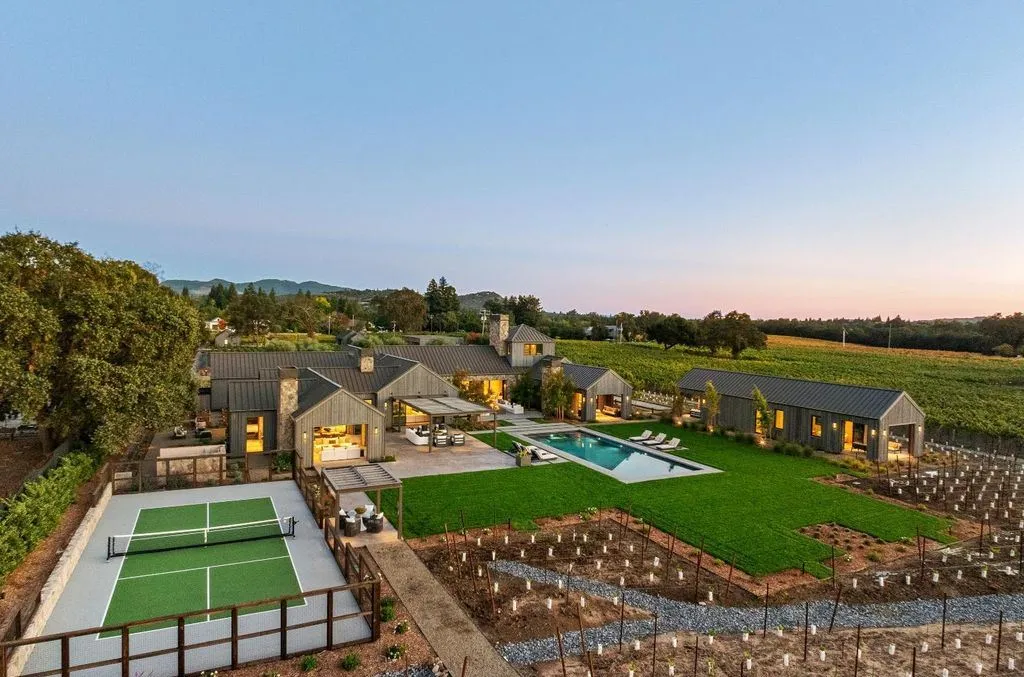 1590 McKinley Road Breathtaking Contemporary Napa Valley Compound Transforming Modern Wine Country Living 27
