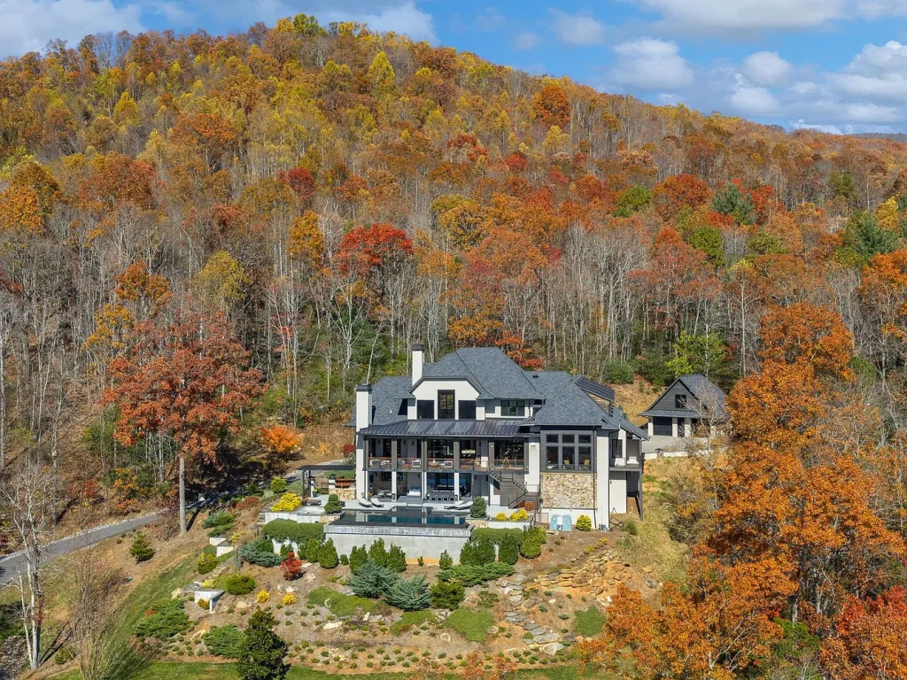 17 Wild Wind Trl Jaw Dropping Industrial Chic Estate with Elevated Resort Style Living in North Carolina 29