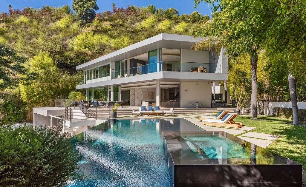 1895 Rising Glen Rd A Spectacular Architectural Gem Redefining Indoor Outdoor Elegance 19