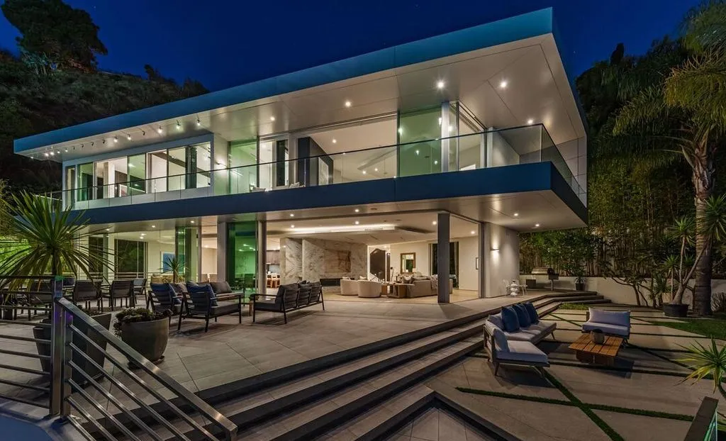 1895 Rising Glen Rd A Spectacular Architectural Gem Redefining Indoor Outdoor Elegance 22