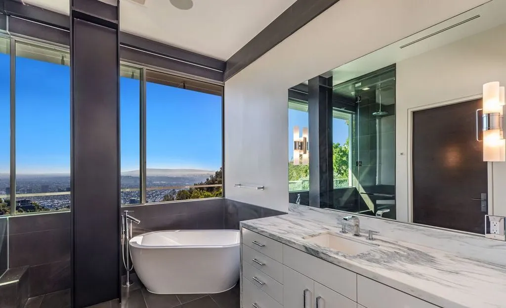 1895 Rising Glen Rd A Spectacular Architectural Gem Redefining Indoor Outdoor Elegance 9