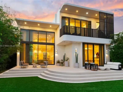 2053 N Bay Rd Miami Beach 22.9M Waterfront Masterpiece Redefines Tropical Modern Luxury 1