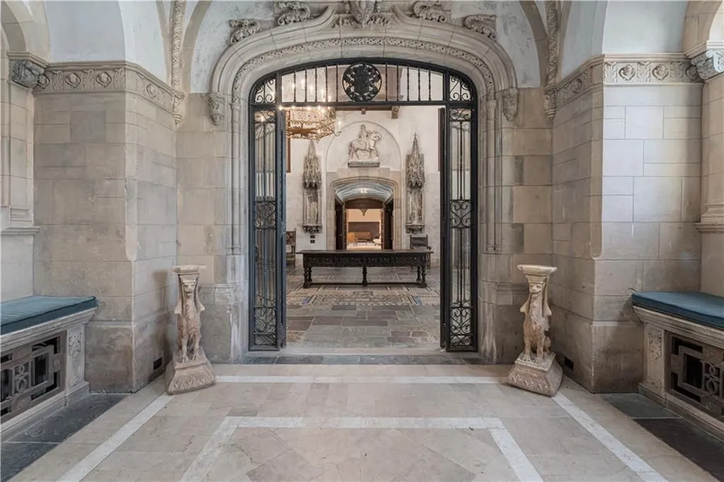 Extraordinary Rhode Island Estate Offers Timeless Grandeur and Unmatched Potential, Asking $28.5 Million 10 207 Ruggles Ave An Extraordinary Rhode Island Estate Offering Timeless Grandeur and Unmatched Potential Asking 28.5 Million 9