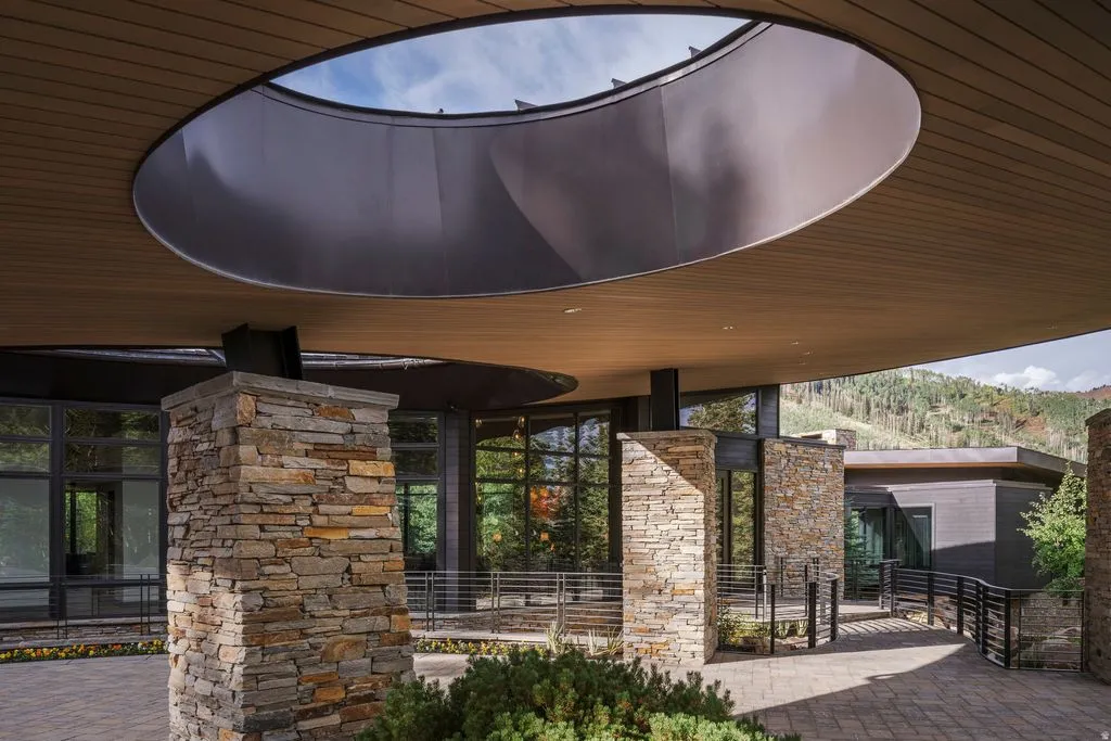 217 White Pine Canyon Rd A Michael Upwall–Designed Utah Landmark of Extraordinary Vision and 30 Million Elegance 7
