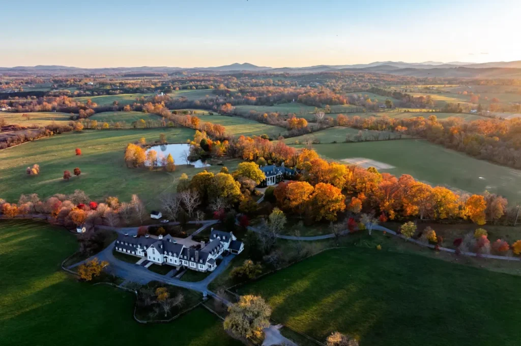 21846 Trappe Rd A Breathtaking and Iconic Estate Rising Over Virginias Countryside 2