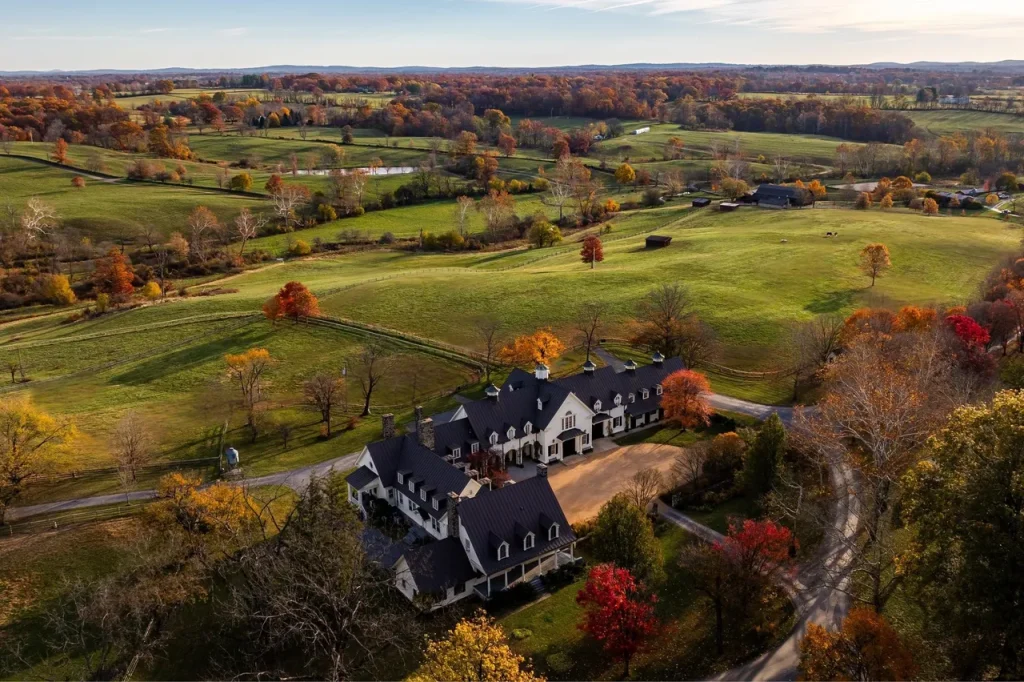 21846 Trappe Rd A Breathtaking and Iconic Estate Rising Over Virginias Countryside 20