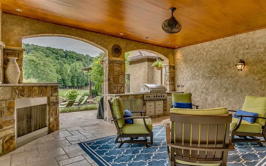 2470 Cahaba Valley Road Indian Springs Village AL 3512420