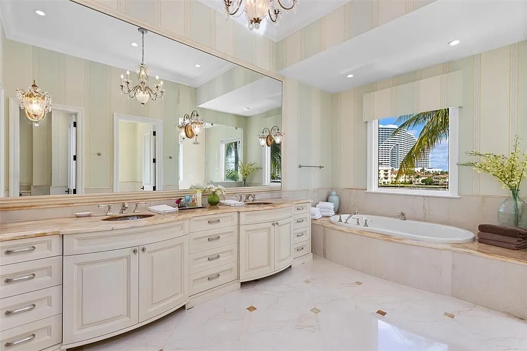 Stunning Fort Lauderdale Waterfront Estate with Mega-Yacht Dockage Listed at $30 Million 14 2716 Aqua Vista Blvd Fort Lauderdale Home for Sale Stunning Ultra Luxury Waterfront Estate Listed at 30 Million 6