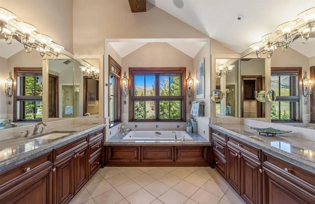 28 Kokanee Ln Stunning Colorado Mountain Home by Acclaimed Architect Daniel Murphy 14