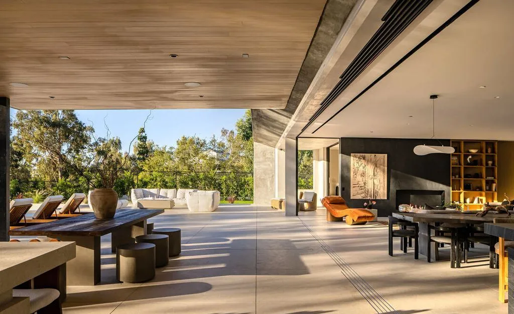 Step Inside the $16,575,000 Point Dume Architectural Marvel by Minarc and MYMM 18 29200 Larkspur Ln Extraordinary Point Dume Estate by Minarc and MYMM Interior Design Studio 14