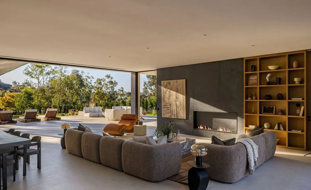 Step Inside the $16,575,000 Point Dume Architectural Marvel by Minarc and MYMM 13 29200 Larkspur Ln Extraordinary Point Dume Estate by Minarc and MYMM Interior Design Studio 9