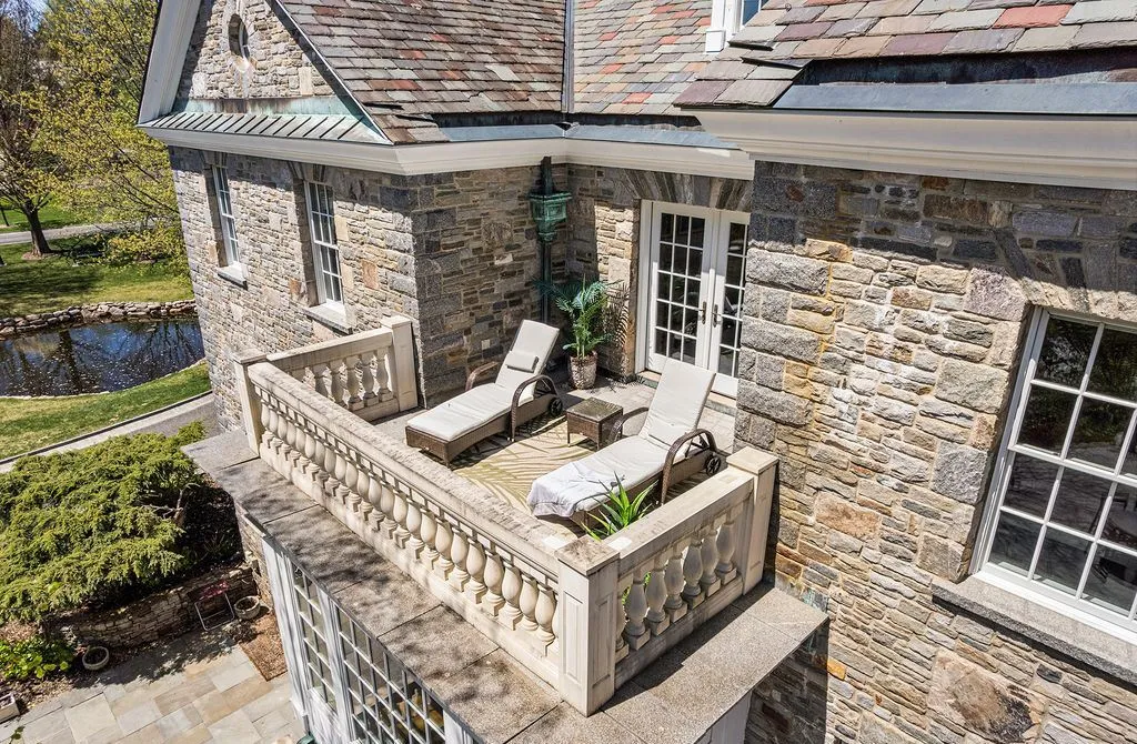 2959 Congress Street A Breathtaking Connecticut Estate Redefining the Dream Home 12