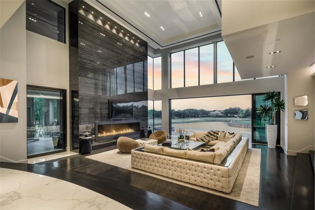 Spectacular Texas Estate Offers Unmatched Lakefront and Golf-Course Living Est. $9,999,999 12 3102 Noble Lakes Ln Spectacular Texas Estate with Unmatched Lakefront and Golf Course Living at 9.999 Million 8