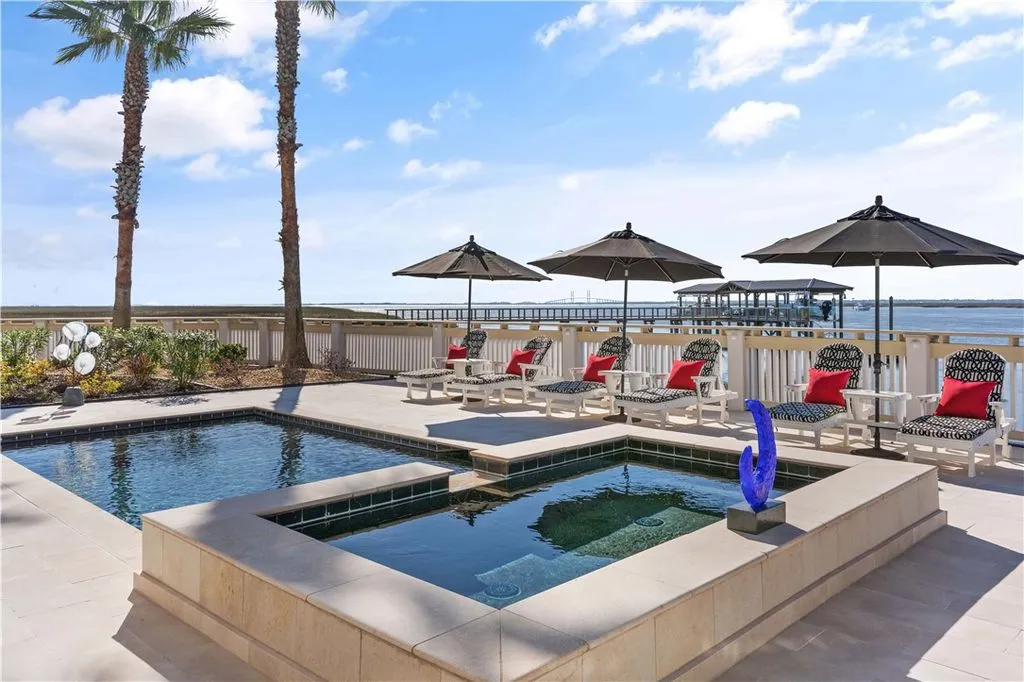 316 Yacht Club Ln A Spectacular St. Simons Island Mansion Redefining the Golden Isles Luxury Lifestyle at 8.49 Million 11