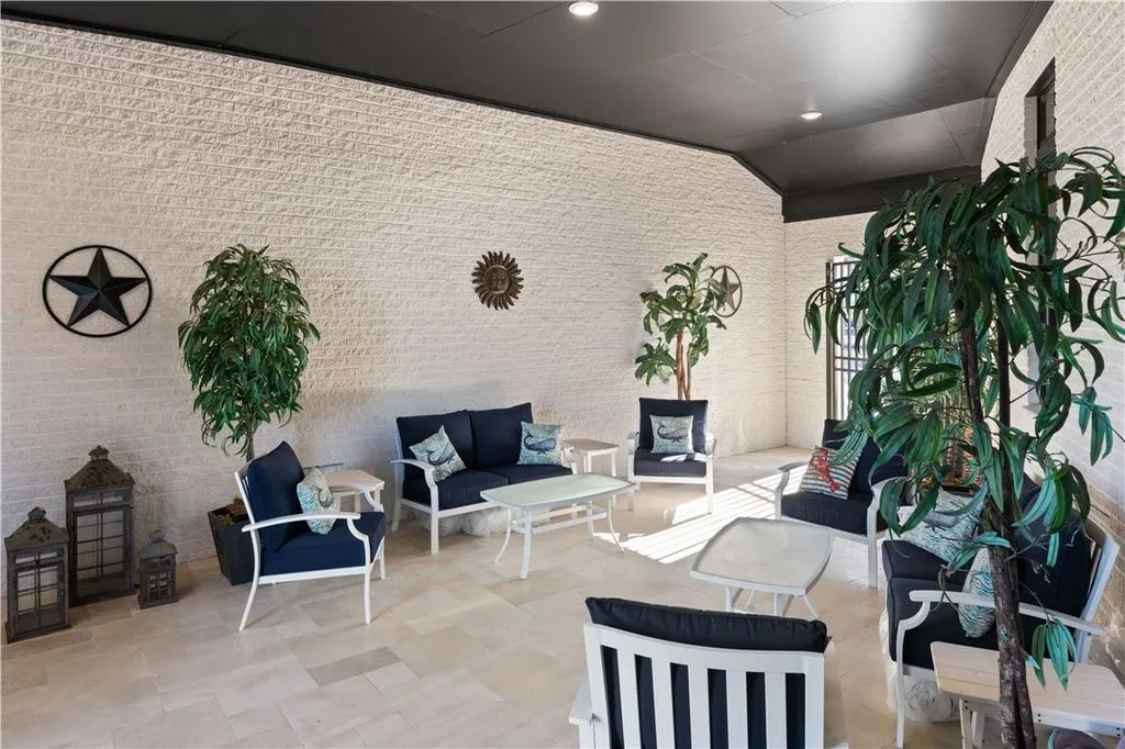 316 Yacht Club Ln A Spectacular St. Simons Island Mansion Redefining the Golden Isles Luxury Lifestyle at 8.49 Million 14