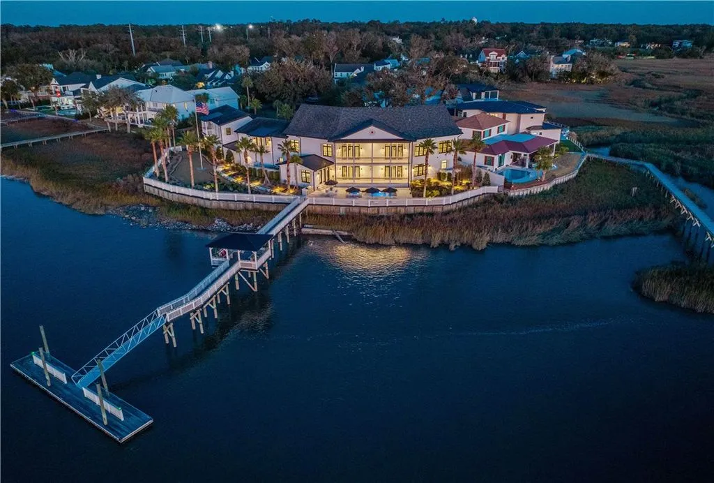 316 Yacht Club Ln A Spectacular St. Simons Island Mansion Redefining the Golden Isles Luxury Lifestyle at 8.49 Million 3