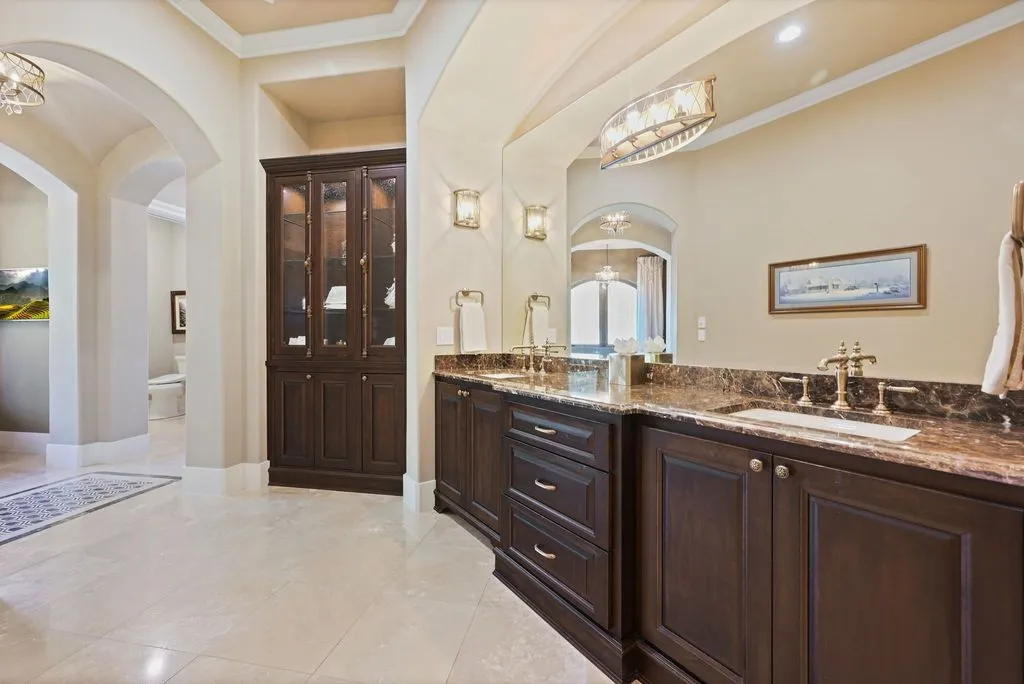 325 River Rdg A Breathtaking G. Morris Homes Masterpiece Showcasing Refined Texas Hill Country Living for 4.8 Million 18