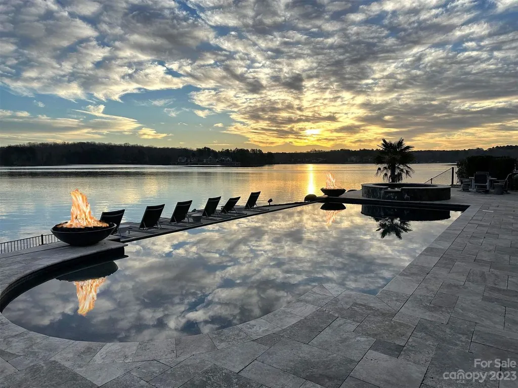 A Breathtaking Modern Masterpiece Overlooking Lake Tillery, North Carolina 18 4059 Old Timber Way Norwood NC 2812828