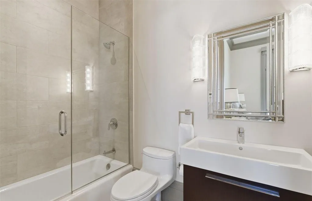 5 Bouton Point Road Extraordinary Lloyd Harbor Estate Embodying Exceptional Coastal Sophistication 11