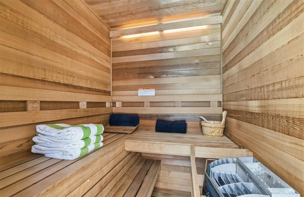 5 Bouton Point Road Extraordinary Lloyd Harbor Estate Embodying Exceptional Coastal Sophistication 15