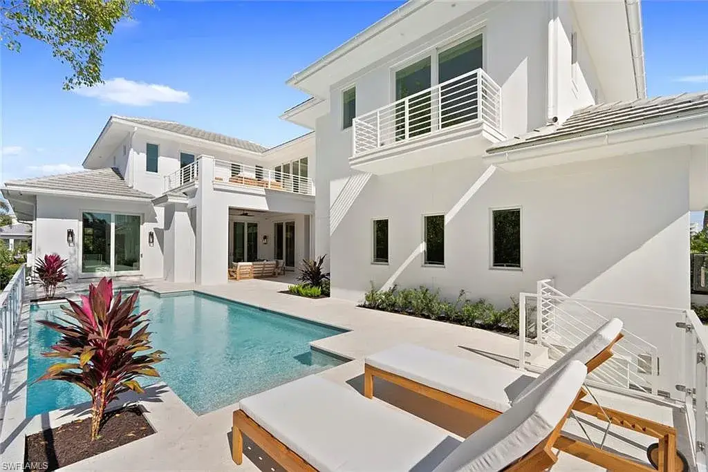 544 13th AVE S Naples FL Stunning 14M Coastal Contemporary Luxury Home 11