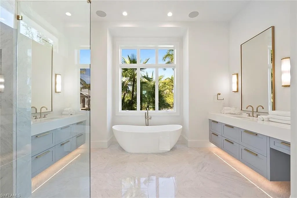 544 13th AVE S Naples FL Stunning 14M Coastal Contemporary Luxury Home 2