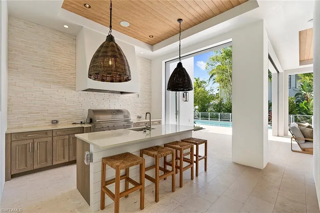 544 13th AVE S Naples FL Stunning 14M Coastal Contemporary Luxury Home 4