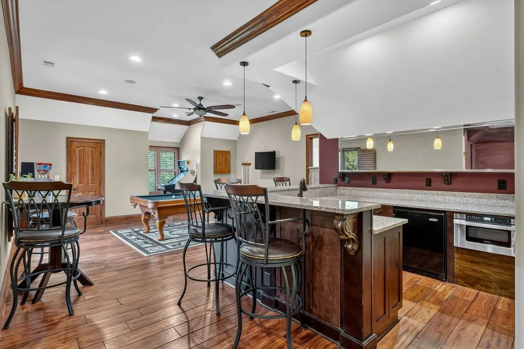 5915 Hillsboro Pike A Spectacular Tennessee Estate Perfect for Entertainment and Everyday Living 15