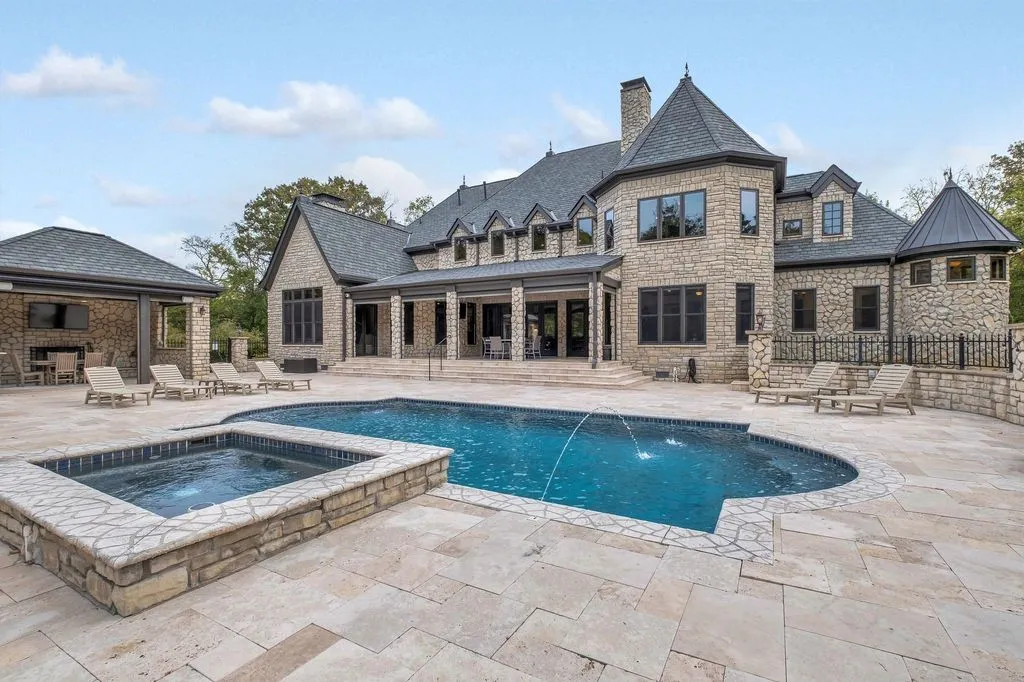 5915 Hillsboro Pike A Spectacular Tennessee Estate Perfect for Entertainment and Everyday Living 21