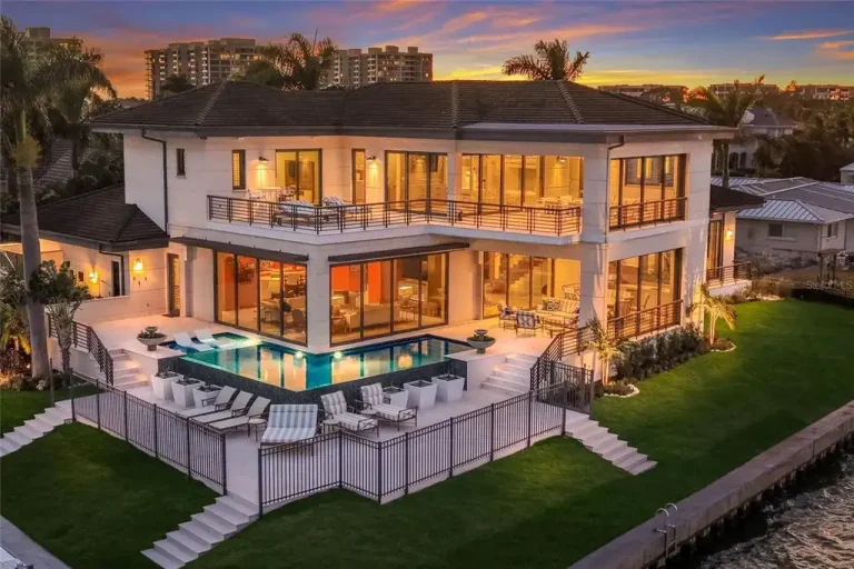 $9.9 Million Spectacular Longboat Key Sarasota Bay Waterfront Estate with Panoramic Views