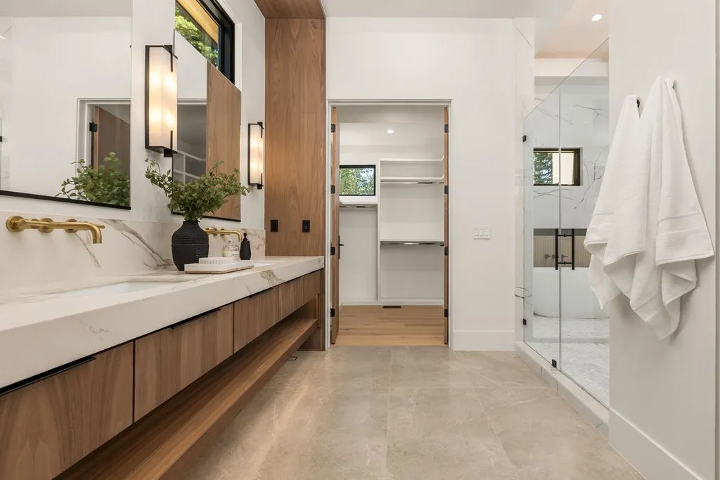 A California Retreat of Elegance, Innovation, and Breathtaking Northstar Views Lists for $5,795,000 17 9308 Gaston Ct Delivers Spectacular Northstar Views and Next Level California Luxury 13