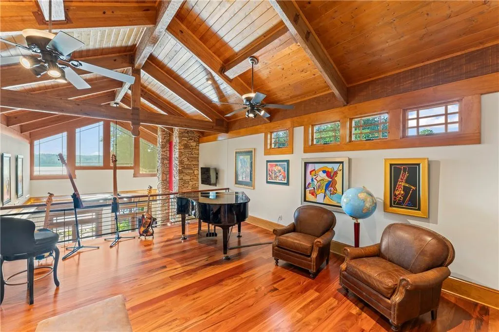 Breathtaking Architectural Gem at 207 Passion Flower Way Combines Modern Design and Mountain Lake Serenity 12