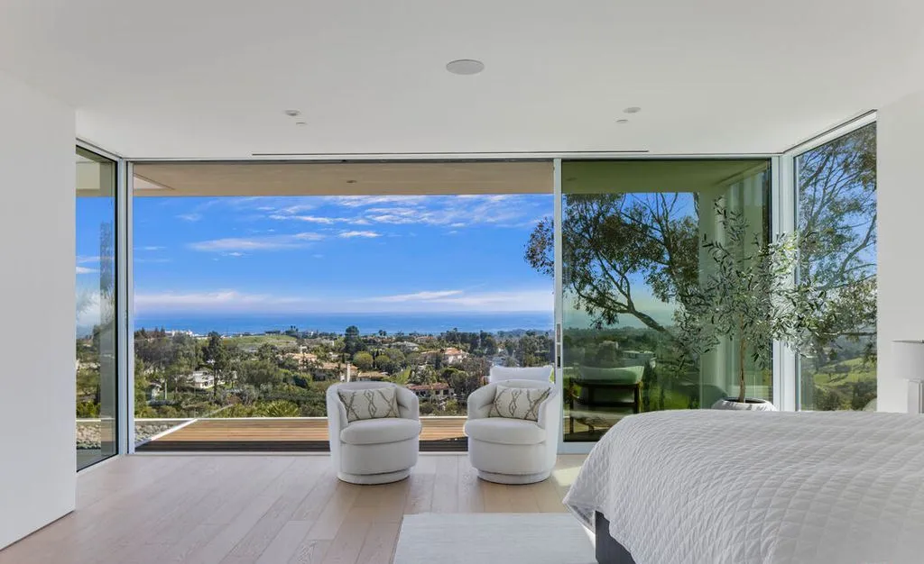 Breathtaking Architectural Icon at 5601 Kanan Dume Rd by Steven Kent Lists for 15 Million 20