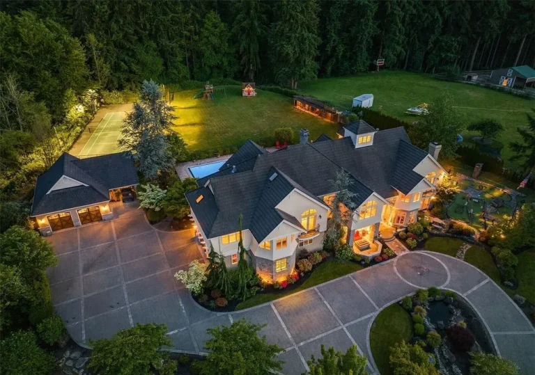 Elegant Washington Estate by Odegard Gockel Exudes Timeless Equestrian Grace, Asking $5.695 Million