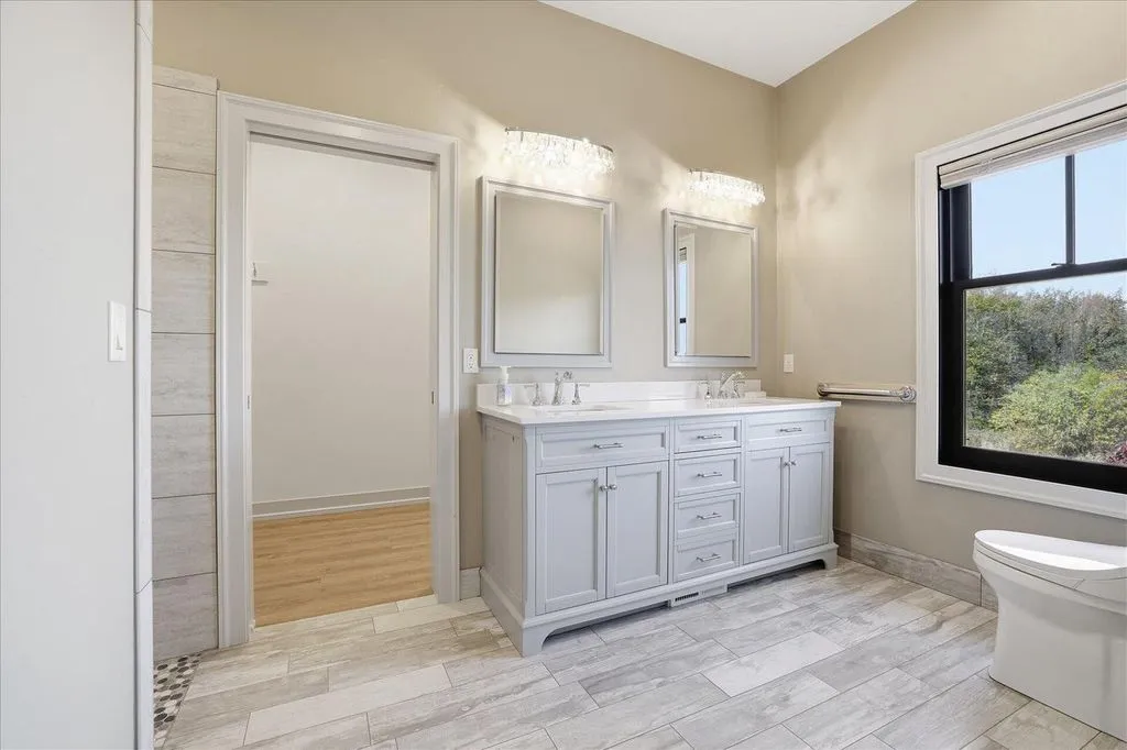 Exquisite 5674 State Highway 167 Wisconsin Log Estate Offers Rustic Elegance for 4 Million 17