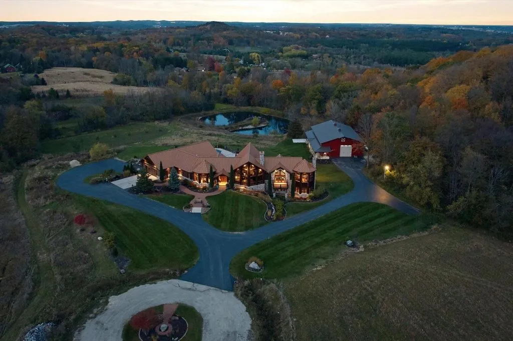 Exquisite 5674 State Highway 167 Wisconsin Log Estate Offers Rustic Elegance for 4 Million 24