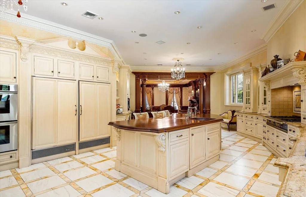 Exquisite Waterview Residence at 0 Kings Point Road Redefines Kings Point Luxury for 12.9 Million 11