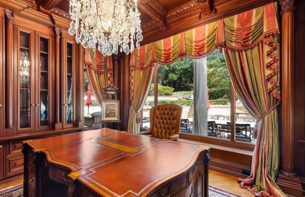 Exquisite Waterview Residence at 0 Kings Point Road Redefines Kings Point Luxury for 12.9 Million 13