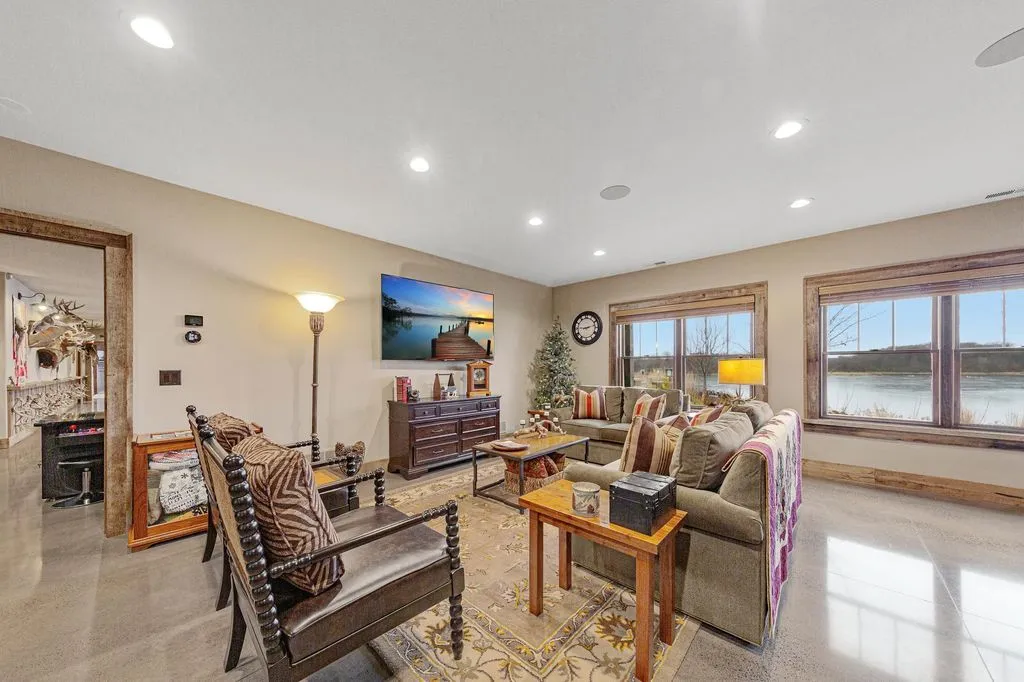 Extraordinary 189 Acre Estate at 4026 Union Lake Trl Showcases Minnesotas Natural Beauty for 6.5 Million 18