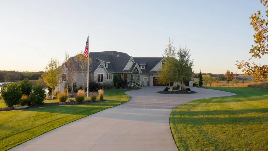 Extraordinary 189 Acre Estate at 4026 Union Lake Trl Showcases Minnesotas Natural Beauty for 6.5 Million 23