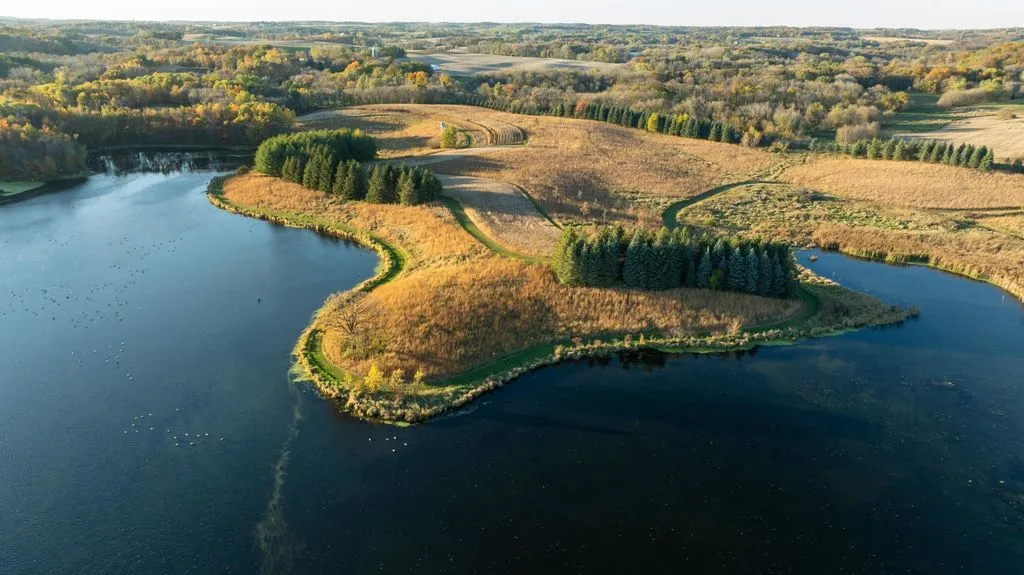 Extraordinary 189 Acre Estate at 4026 Union Lake Trl Showcases Minnesotas Natural Beauty for 6.5 Million 24
