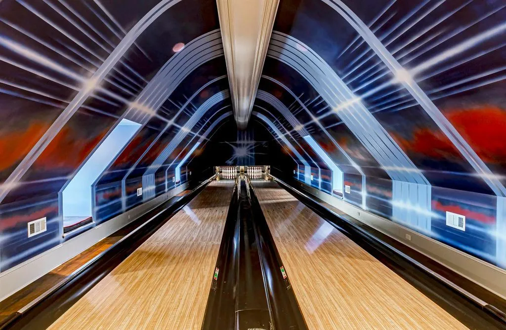 Extraordinary Residence at 19566 Perkins Rd E Sets the Standard for Architectural Excellence in Louisiana Asking 12 Million 14