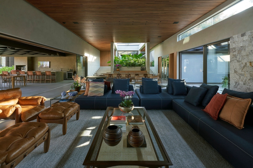 IC Residence by Anastasia Arquitetos Blends Tropical Modernism with Landscape Harmony in Lagoa Santa 9 IC Residence by Anastasia Arquitetos Blends Tropical Modernism with Landscape Harmony in Lagoa Santa