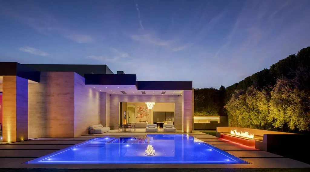 Magnificent California Retreat at 53370 Ross Ave Elevates Madisons Trophy Estate to New Heights of Luxury 26