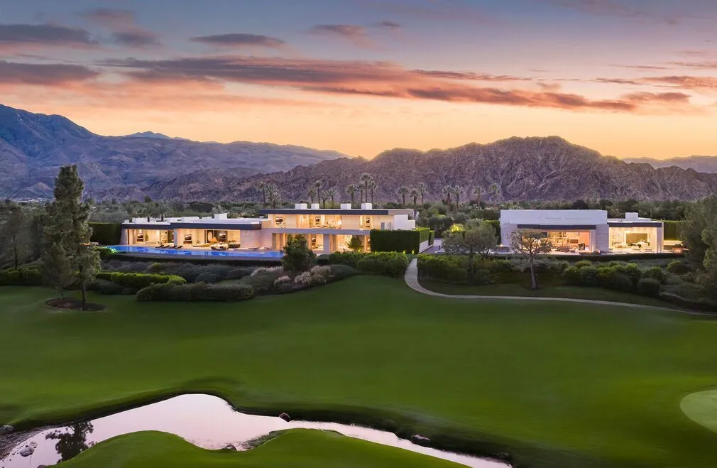 Magnificent California Retreat at 53370 Ross Ave Elevates Madisons Trophy Estate to New Heights of Luxury 3