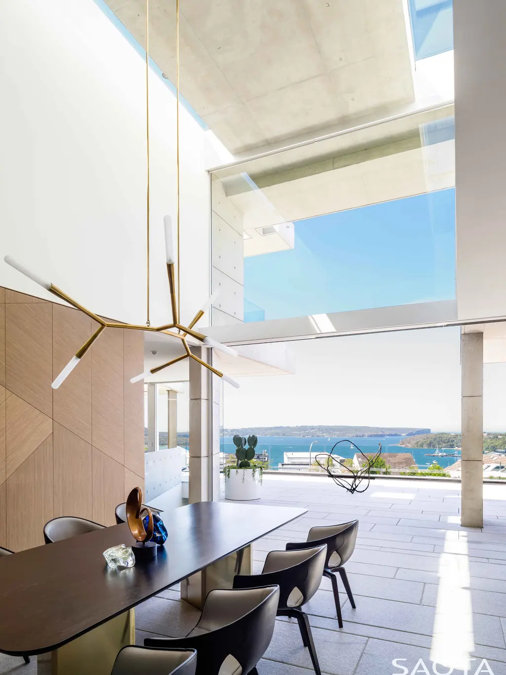 Mosman House by SAOTA, Sculpted Contemporary Home on Steep Slope