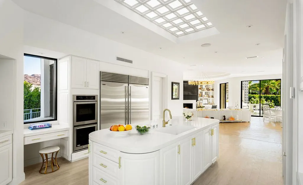 Spectacular 16.5 Million Estate at 74300 Quail Lakes Dr Defines Californias Timeless Elegance and Refined Modern Living 12